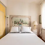 Monti Romantic Sunshine Maisonette * روما