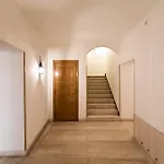 Monti Romantic Sunshine Maisonette شقة