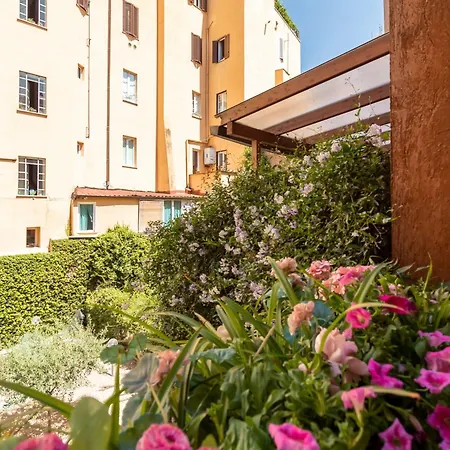 Monti Romantic Sunshine Maisonette *