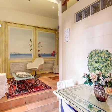 Monti Romantic Sunshine Maisonette * 罗马